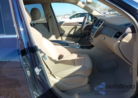 2015 Mercedes-Benz Ml 350 z USA, uszkodzony, nr VIN 4JGDA5JBXFA606125